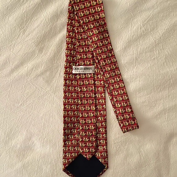 Authentic Giorgio Armani Men’s Silk Tie - Picture 4 of 4